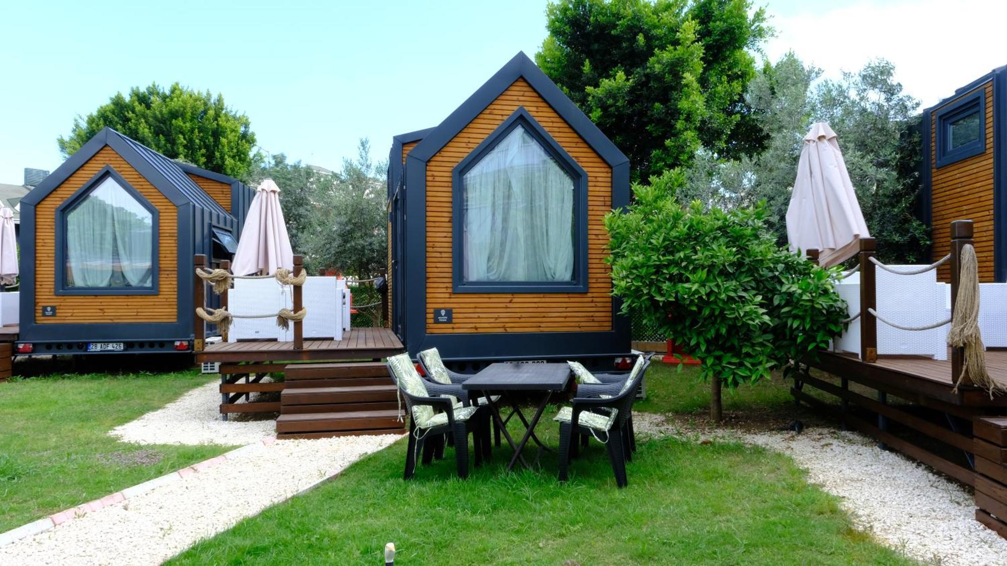 Efe Tiny House Hotel Serik Bagian luar foto