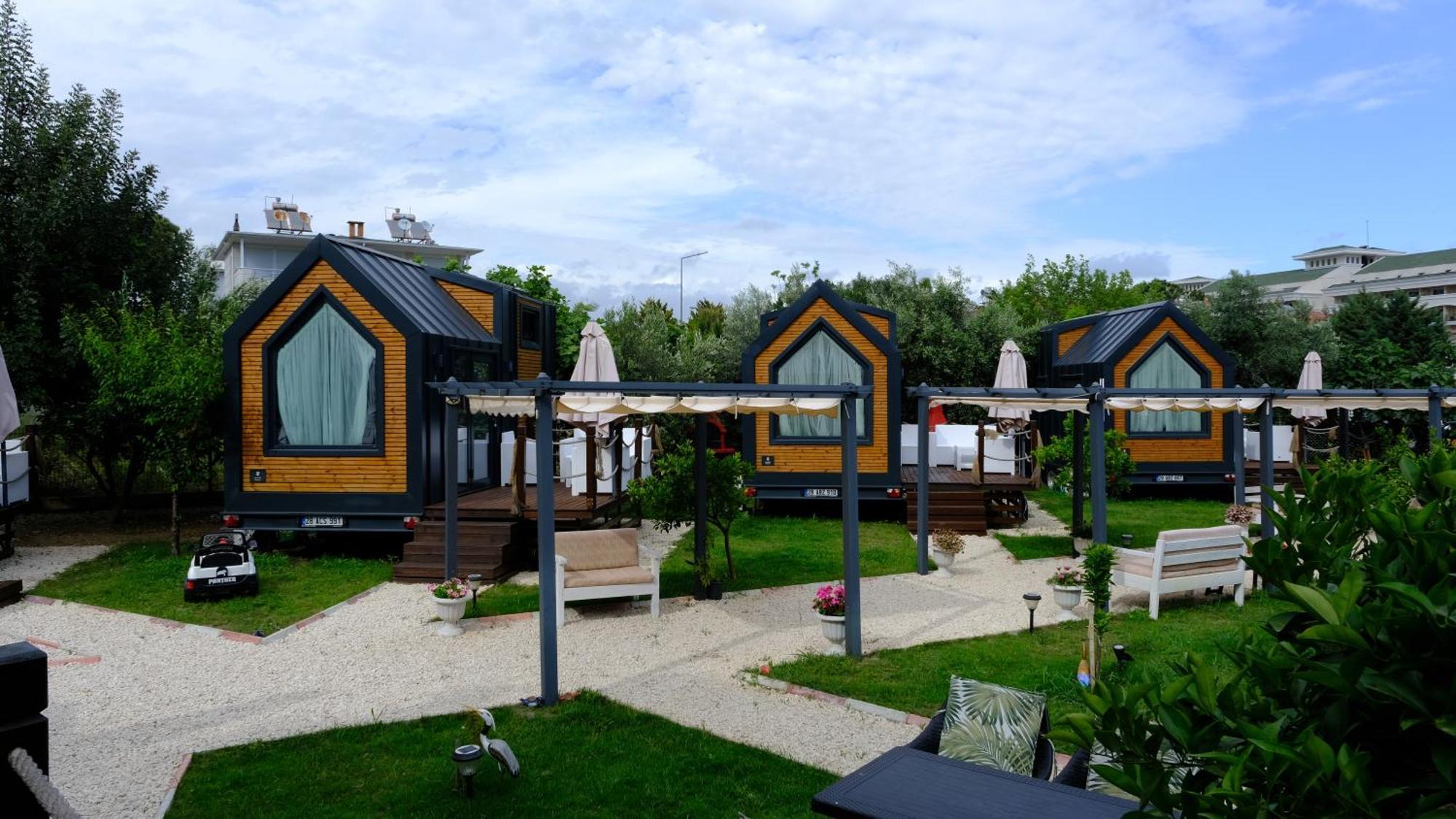 Efe Tiny House Hotel Serik Bagian luar foto